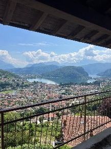 Foto Appartamento in Via Rovo, Cadegliano-Viconago in vendita