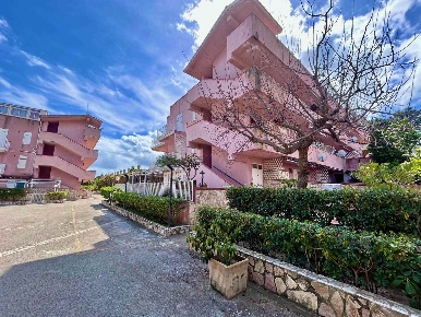 Foto Appartamento in via Renato Gottuso, Pollina di 35 m² con 2 locali