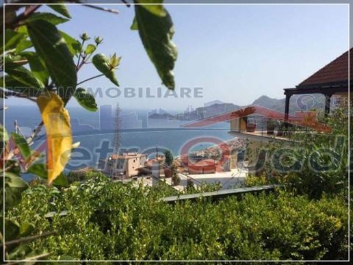 appartamento in vendita a Letojanni