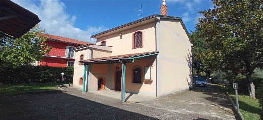 Foto Villa unifamiliare in via pioppeto, Prata di Principato Ultra