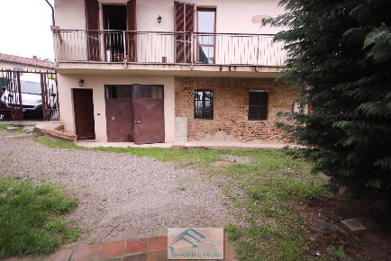 Foto Appartamento a Monticello d'Alba in vendita