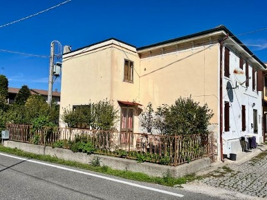 Foto Villa a schiera a Sorgà di 75 m² con 5 locali in vendita