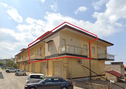 Foto Appartamento in VIA  NERVA 41, Varapodio di 3 m² con 4 locali