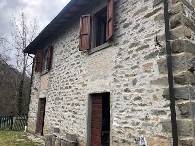 Foto Appartamento a Castel San Niccolò di 130 m² con 5 locali in vendita
