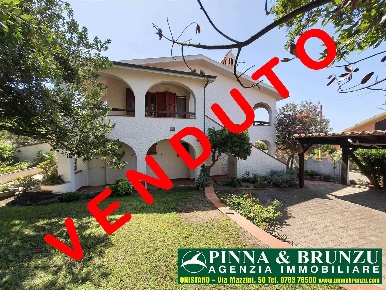 Foto Villa unifamiliare a Cuglieri di 170 m² con 6 locali in vendita
