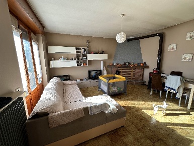 Foto Appartamento a Gropparello di 101 m² con 3 locali in vendita