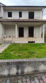 Foto Villa bifamiliare in VIA PROVINCIALE, San Michele di Serino di 120 m²