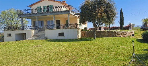 Foto Villa unifamiliare a Campagnatico Arcille di 165 m² con 7 locali