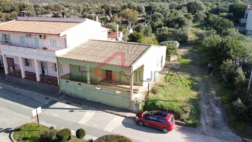 Foto Villa unifamiliare a Sant'Anna Arresi Centro di 130 m² con 5 locali