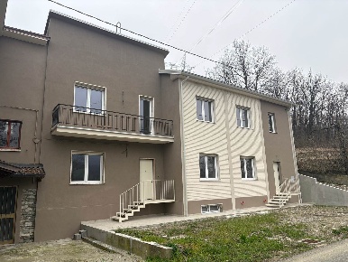 Foto Villa bifamiliare a Travo di 112 m² con 3 locali in vendita