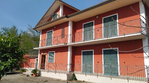 Foto Villa unifamiliare a Capriglia Irpina di 160 m² con 5 locali