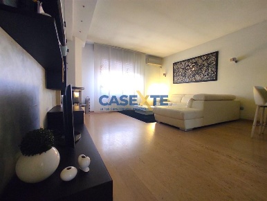 Foto Villa bifamiliare in via tenente giovanni adami, Arzago d'Adda Centro