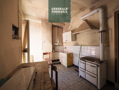 Foto Appartamento a Podenzana di 70 m² con 5 locali in vendita