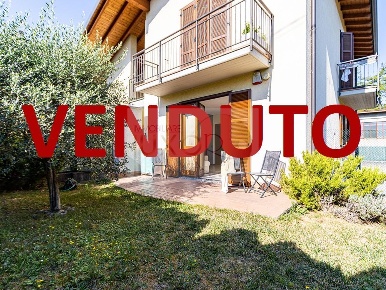 Foto Appartamento in Via Ruscolo, Sirtori Bevera Di Sirtori di 84 m²