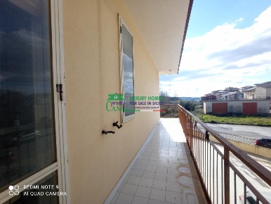 Foto Appartamento a Giarratana di 121 m² con 5 locali in vendita