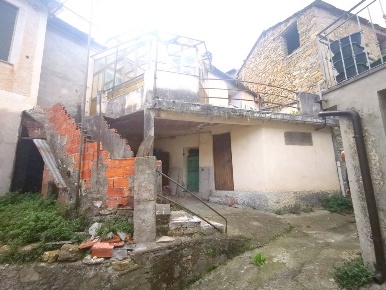 Foto Appartamento in Bestagno, Pontedassio Bestagno di 50 m² con 3 locali
