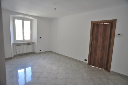 Foto Appartamento in Via Del Piano, Mele di 65 m² con 3 locali in vendita