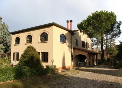 Foto Villa a schiera a Pienza di 380 m² con 11 locali in vendita
