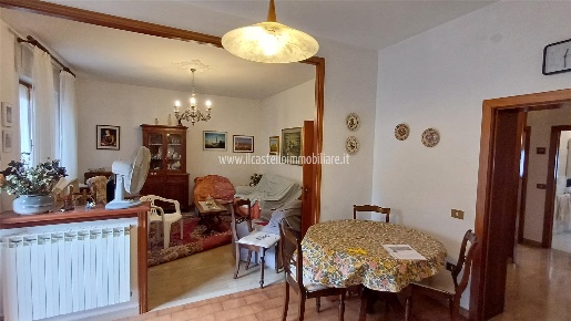 Foto Appartamento in viale Guglielmo Marconi 11, Castiglione d'Orcia