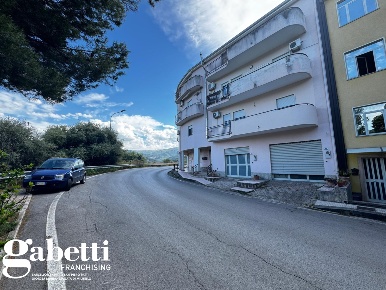Foto Appartamento in Via SP126 46, Librizzi di 110 m² con 4 locali