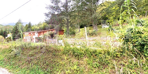 Foto Villa singola in Via LIRI 1, Morino Centro di 270 m² con 8 locali