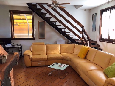 Foto Villa bifamiliare in Via Delle Roncaglie 1, Roncaro Centro di 154 m²