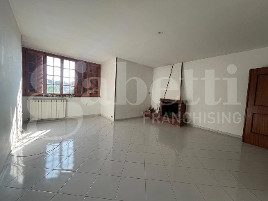 Foto Appartamento in Via Rivo 35, San Potito Sannitico di 150 m² in affitto