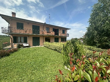 Foto Appartamento in Via frazione Belvedere 3, Montù Beccaria di 100 m²
