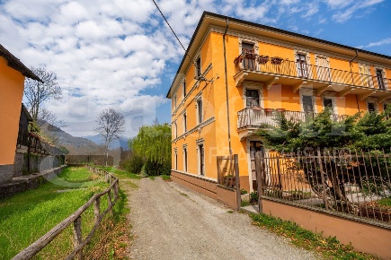 Foto Appartamento in Via Vittorio Veneto 41, San Germano Chisone di 48 m²