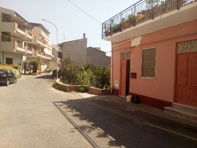 Foto Appartamento in Via TIMPA 10, Gualtieri Sicaminò di 129 m² in vendita