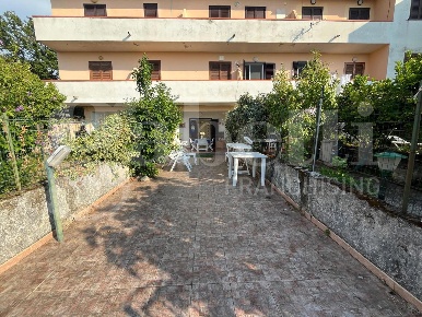 Foto Appartamento in Via Dino 0, San Nicola Arcella di 96 m² con 5 locali