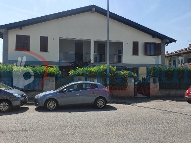 Foto Appartamento in Via Magrera 21, Roncaro di 70 m² con 3 locali