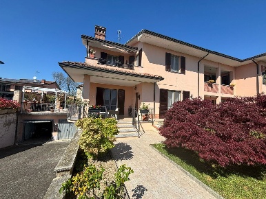 Foto Villa bifamiliare in Via Ferrari 35, Verrua Po Centro di 200 m²