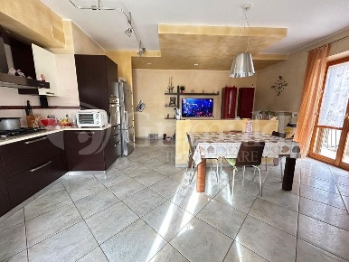Foto Appartamento in Via MONTESSORI 0, Rosora Angeli di 295 m² con 5 locali
