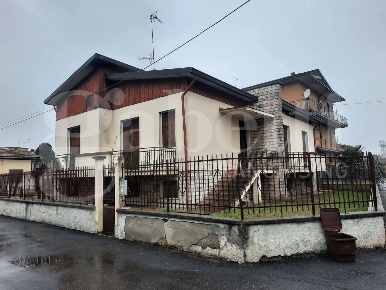 Foto Villa singola in Via IV NOVEMBRE 46, Senna Lodigiana Centro di 160 m²