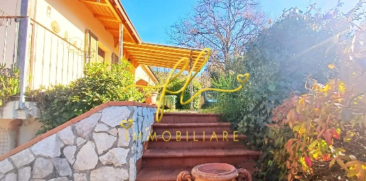 Foto Appartamento a Santa Luce Centro di 68 m² con 4 locali in vendita