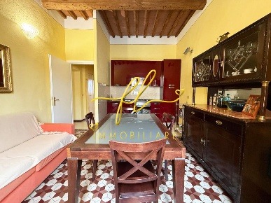 Foto Appartamento a Riparbella di 81 m² con 3 locali in vendita