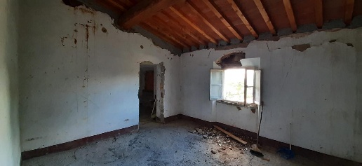 Foto Appartamento a Guardistallo di 220 m² con 8 locali in vendita
