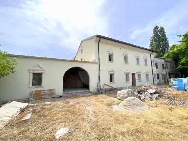 Foto Appartamento in via sant' antonio, Crespino in vendita