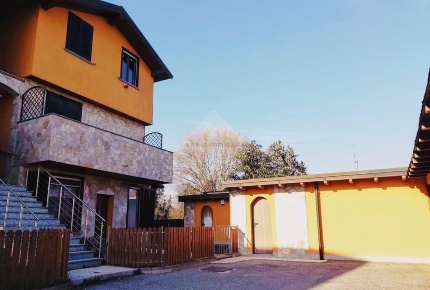 Foto Appartamento in PIAZZA IV NOVEMBRE, Annicco di 70 m² con 3 locali