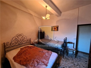 Foto Appartamento in SAN LORENZO, Monticiano di 89 m² con 6 locali