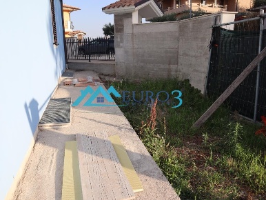 Foto Appartamento a Appignano del Tronto di 95 m² con 6 locali in vendita