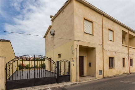 Foto Appartamento in -, Nurachi di 140 m² con 4 locali in vendita