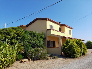 Foto Villa singola in -, Palmas Arborea di 200 m² con 10 locali in vendita