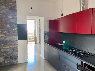 Foto Appartamento in via Alessandro Manzoni 8, Caslino d'Erba in vendita