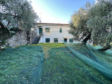 Foto Appartamento in Via Poggio snc, Diano San Pietro Centro di 95 m²