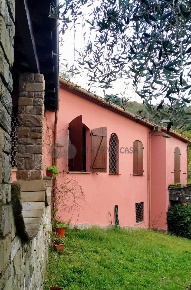 Foto Villa singola in Strada Provinciale 9, Calice al Cornoviglio Valdonica