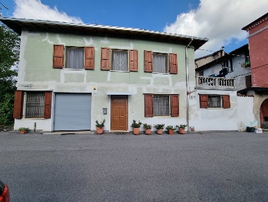 Foto Appartamento in VIA CADELLA  32, Odolo di 130 m² con 3 locali