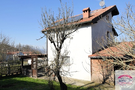 Foto Villa unifamiliare in Località Costalupara 9, Dego di 263 m²