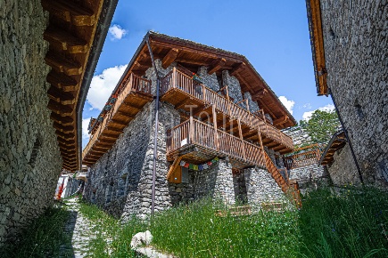 Foto Appartamento in Frazione Morge, La Salle di 120 m² con 4 locali